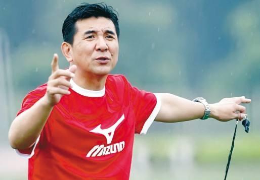 在他印象里，叶大师为人极其低调，从来都不显山露水。